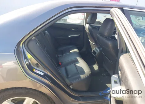 2014 Toyota Camry Se z USA, uszkodzony, nr VIN 4T1BF1FK9EU430806